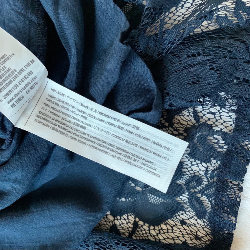 Hollister navy lace mini cold shoulder dress sz S - Picture 8 of 8